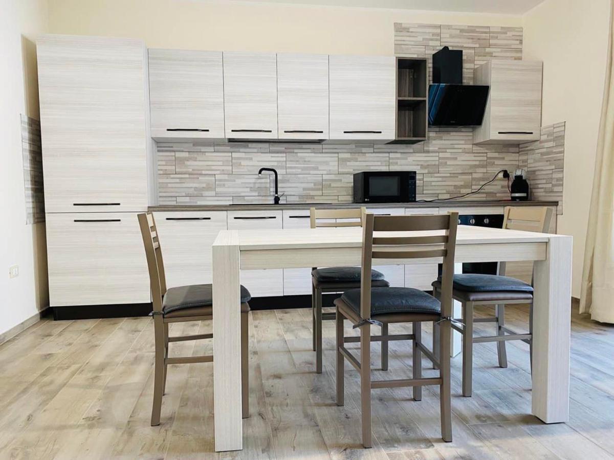 Nuova Residenza Dei 7 Pini A Pochi Passi Dal Mare Apartment Porto Pino Exterior photo